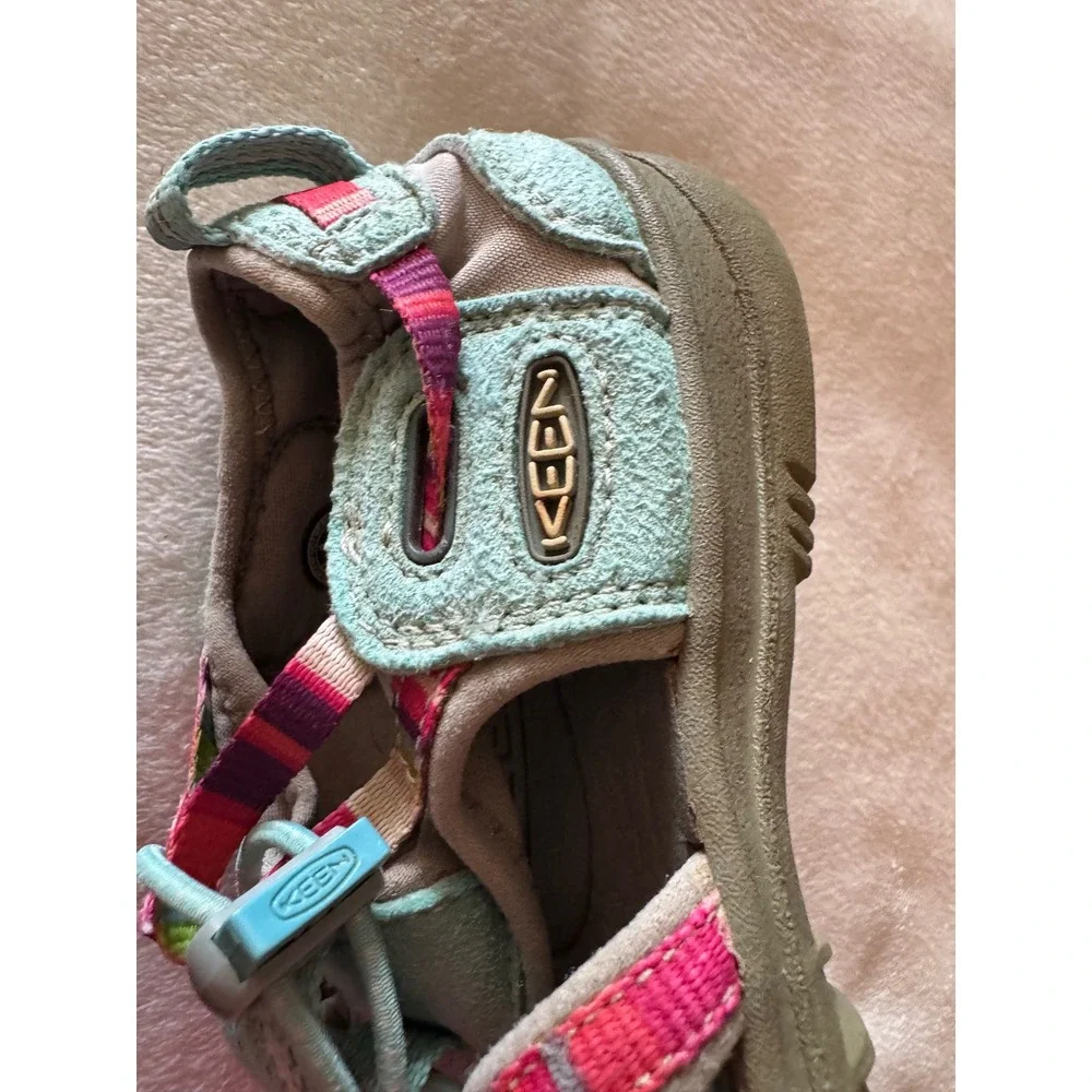 Keen Kids Whisper Waterproof Sport Sandals Blue Multi Color Stripe Size 3 US